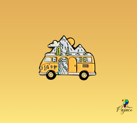 Pin's - Van montagne